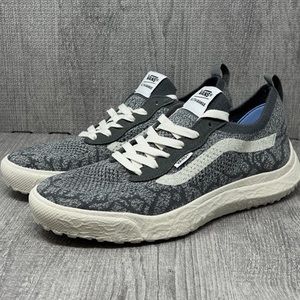 Excellent condition-VANS Ultra Range Vr3 unisex tennis shoes